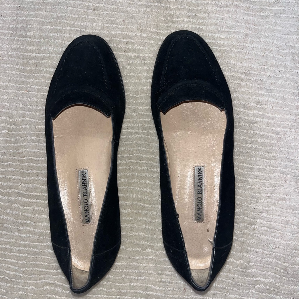 Manolo Blahnik Classic Suede Black Flats